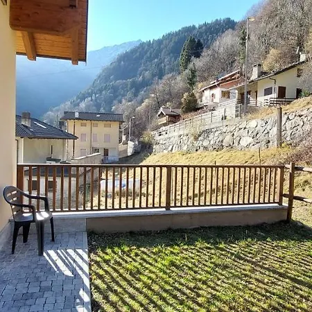 Della Luna فندق Ronco Canavese