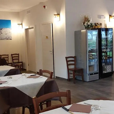 Della Luna Szálloda Ronco Canavese